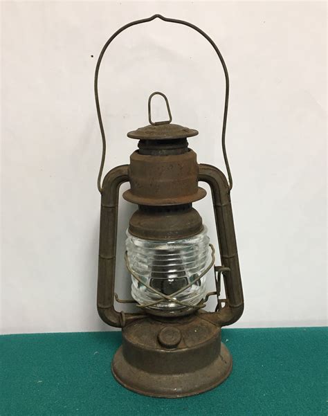 New Listing VINTAGE NORFOLK & WESTERN RAILWAY LANTERN RED GLOBE WORKING ARMSPEAR 1925 SHORT. C $13.33. 1 bid Ending 18 Feb at 15:21 EST 6d 5h. RARE DIETZ NO. O LANTERN A.F. CRANK LIFT NICE NO RESERVE ... Dietz Blue Kerosene Lamp Lantern Little Wizard No. 1 Vintage. C $40.37. SPONSORED. Chicago …